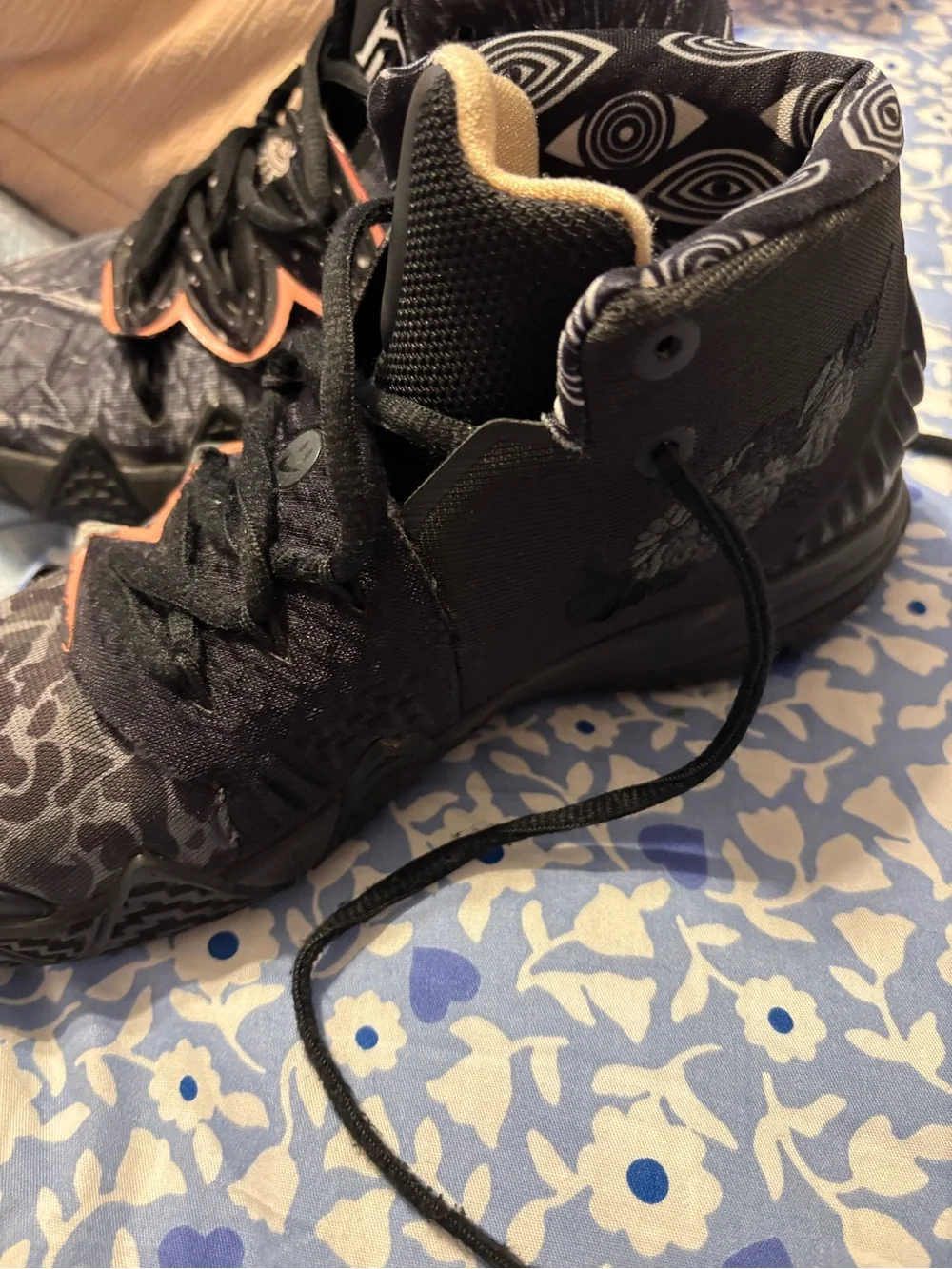 Nike Kybrid S2